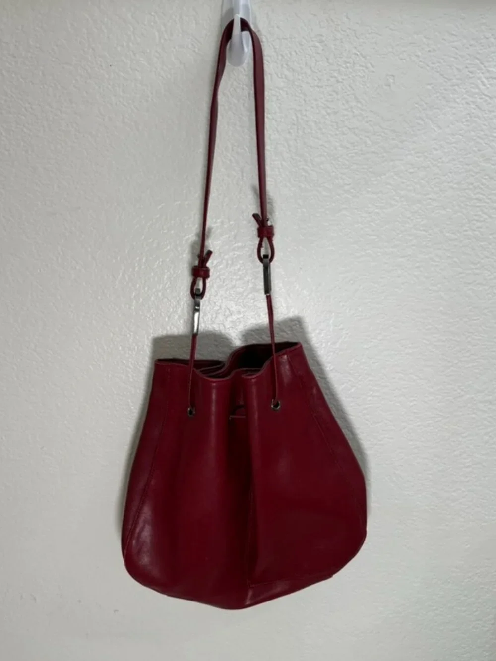 Worthington Red Leather Boho Bucket Drawstring Shoulder Bag Purse 100% Cowhide
